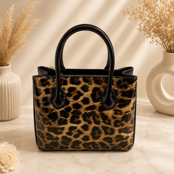 Sac Structuré Noir — Fermoir Doré Luxe